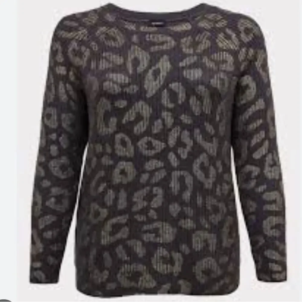 Torrid Dark Grey Gold Foil Leopard Rib Pullover Sweater Animal Print Size 2 2X - Picture 2 of 12